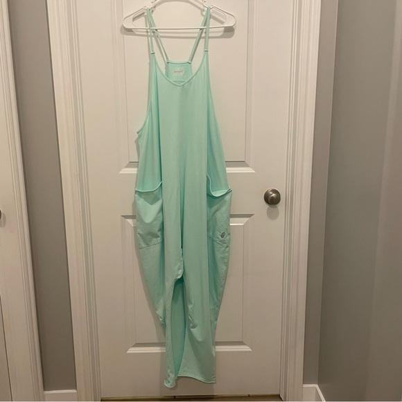 NWT Free People Hot Shot Jumpsuit - Size M (runs big could also fit a L) - Picture 7 of 10